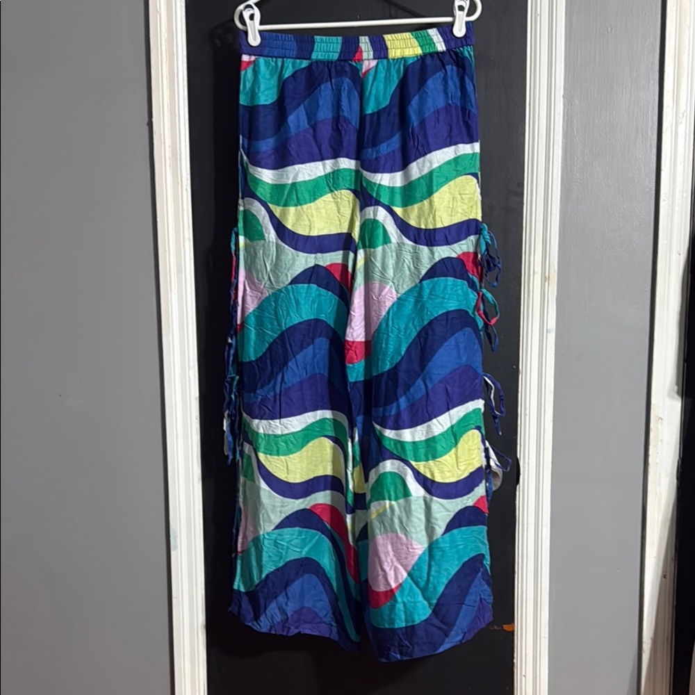 VENUS Multicolored Tie Side Rayon Wide Leg Swim Pants Size: M Inseam: 29”